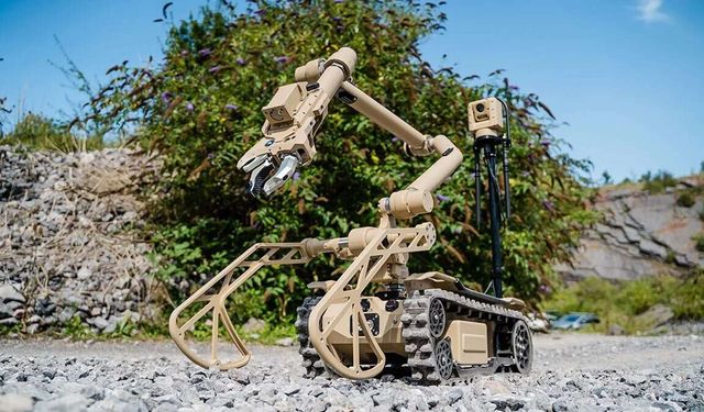 Les robots T4 de L3Harris sélectionnés pour aider aux missions de neutralisation des explosifs et munitions