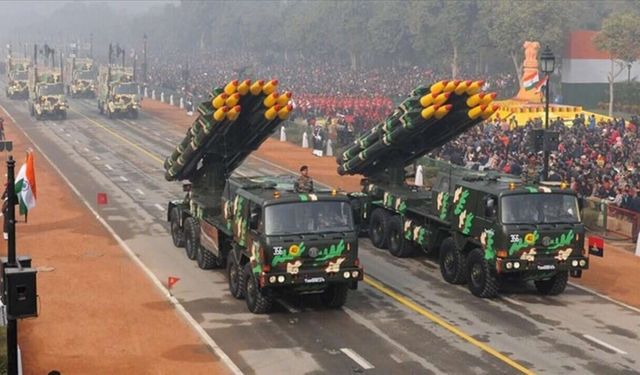L'Inde teste en vol un système de torpilles supersoniques assistées par missile