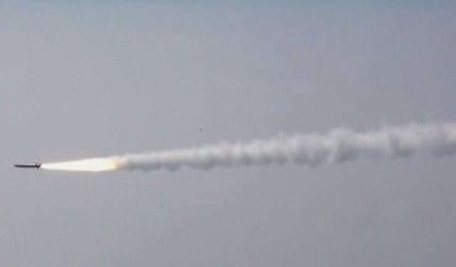 L'Inde teste le tir d'un missile air-sol à partir d'un avion de combat Su-30 MK-I