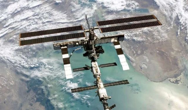 La NASA accorde 843 millions de dollars à SpaceX pour développer un moyen sûr de désorbiter l'ISS