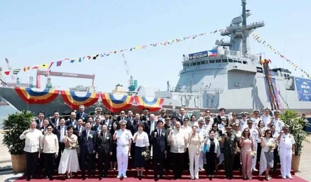 GÖKDENİZ servira dans la marine philippine