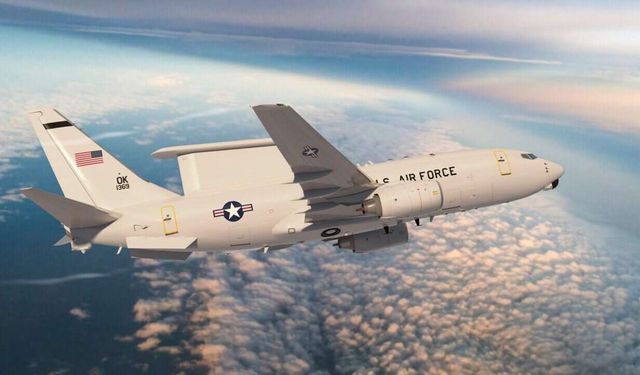 Boeing et la Force aérienne des États-Unis signent un contrat pour deux prototypes rapides d'avions E-7A AEW&C Wedgetail