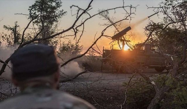 Royaume-Uni étend son soutien militaire à l'Ukraine à l'occasion du 1000e jour de la guerre