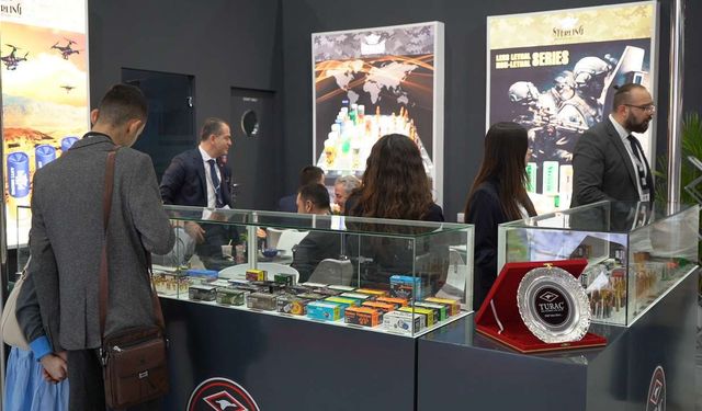 TURAÇ a accueilli des visiteurs internationaux le premier jour de l'IDEX 2025