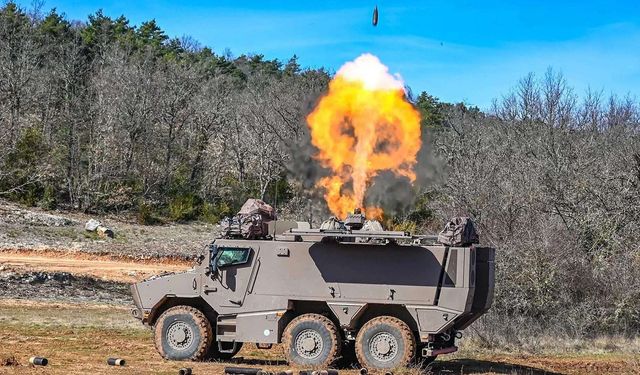 L’armée française renforce son artillerie avec le mortier automoteur MEPAC 120mm