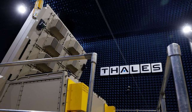 Thales dévoile une solide performance financière en 2024