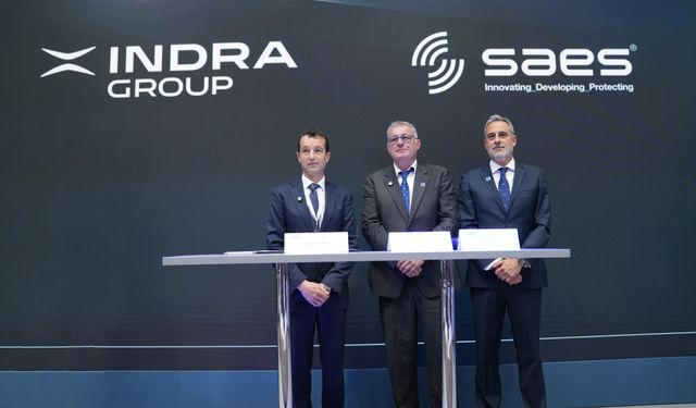 Indra et SAES signent un accord de coopération
