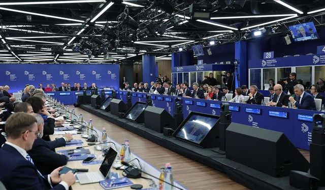 Les chefs militaires de l’OTAN réaffirment leur soutien à l’Ukraine