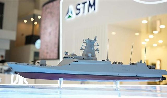 La Türkiye lève le voile sur son premier bateau d’assaut rapide national à l’IDEF 2025