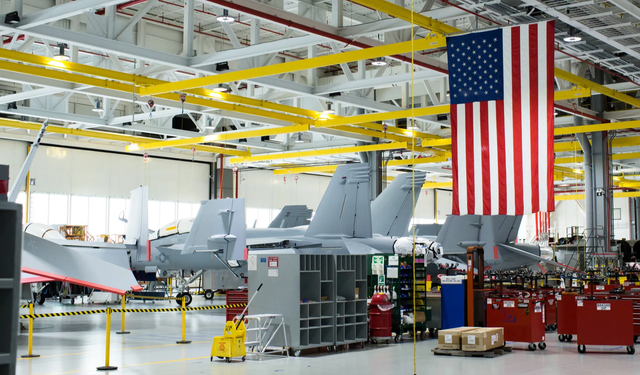 Boeing: grève de 3 000 salariés de la division Défense