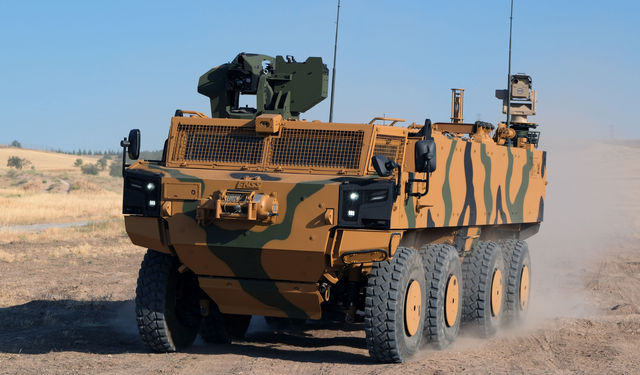 FNSS livre de nouveaux véhicules blindés 6×6 et 8×8 aux Forces terrestres turques