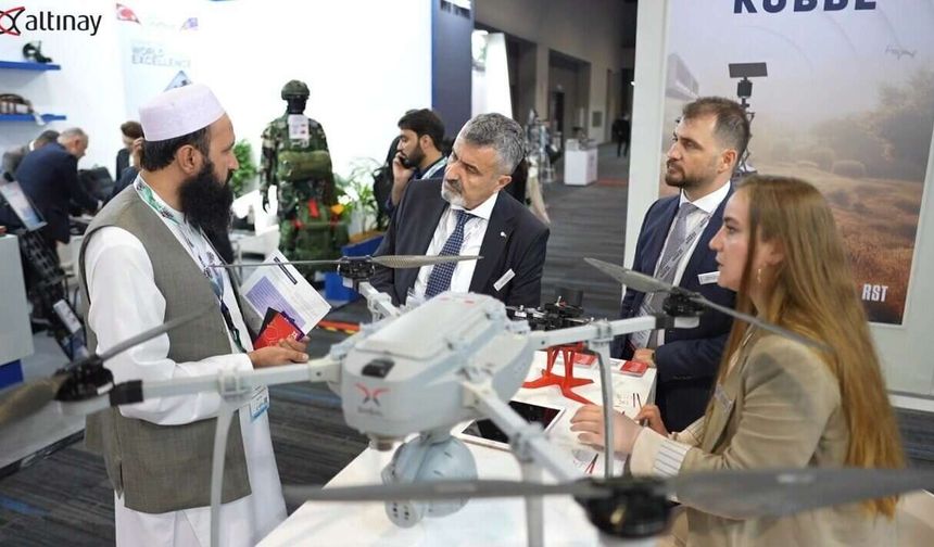 Altınay Defense et DASAL exposent leurs systèmes de drones produits localement au salon de la défense en Malaisie