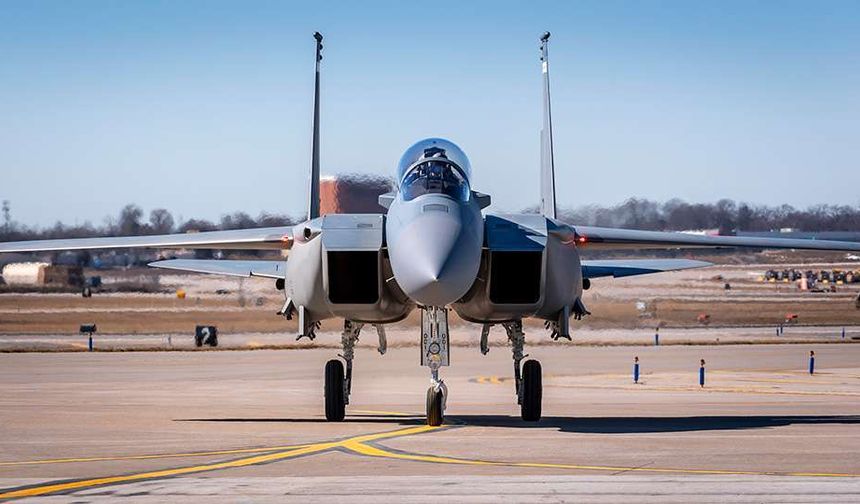 Boeing remporte un contrat de 616 million de dollars pour moderniser les systèmes défensifs de son F-15