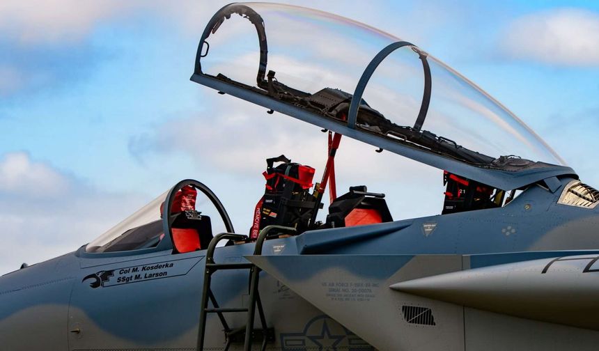 Collins Aerospace fournira des sièges éjectables ACES II pour la flotte de F-15EX de l'USAF